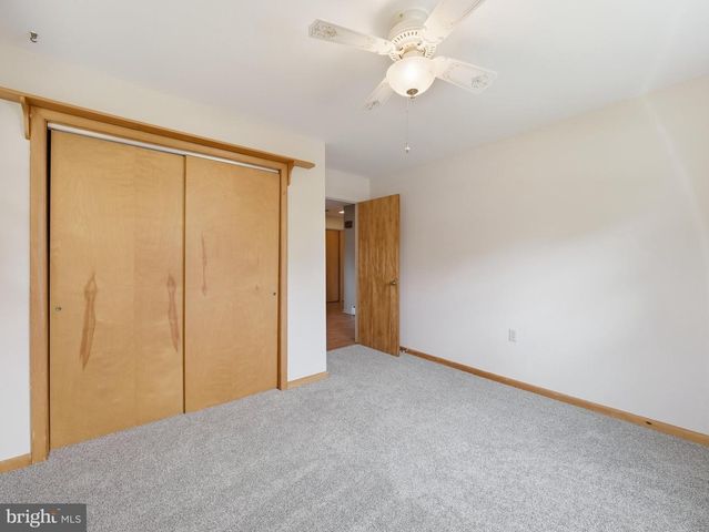 207 SHERWOOD DR, Chambersburg, PA 17202