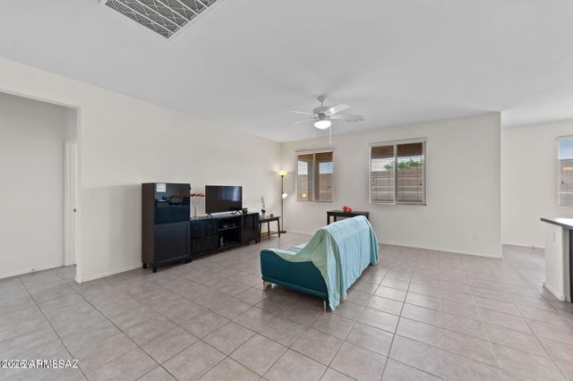 11100 W COPPER FIELD Street, Marana, AZ 85658