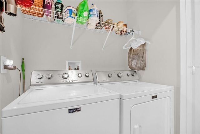 2505 GLACIER EXPRESS LANE, Tavares, FL 32778