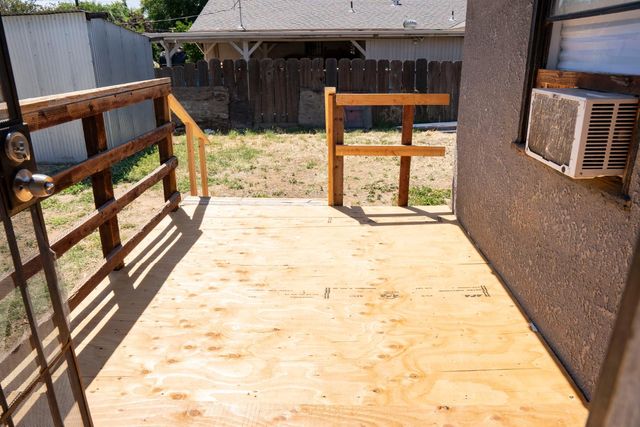 5028 E Balch Avenue, Fresno, CA 93727