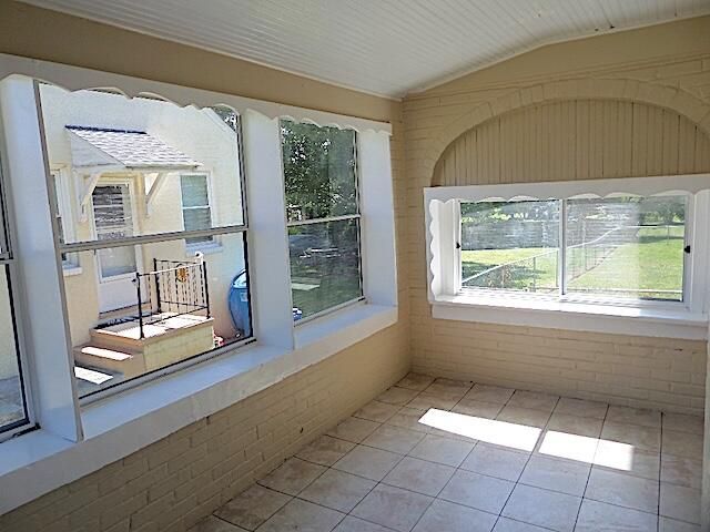 417 Fieldale RD, Roanoke, VA 24012