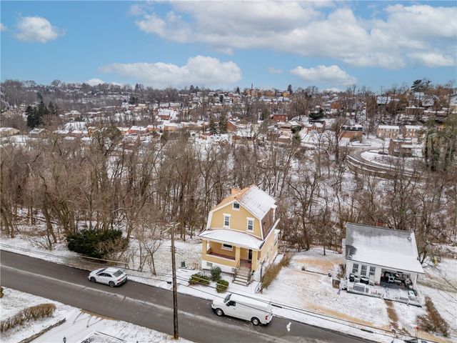 358 Pointview Road, Brentwood, PA 15227