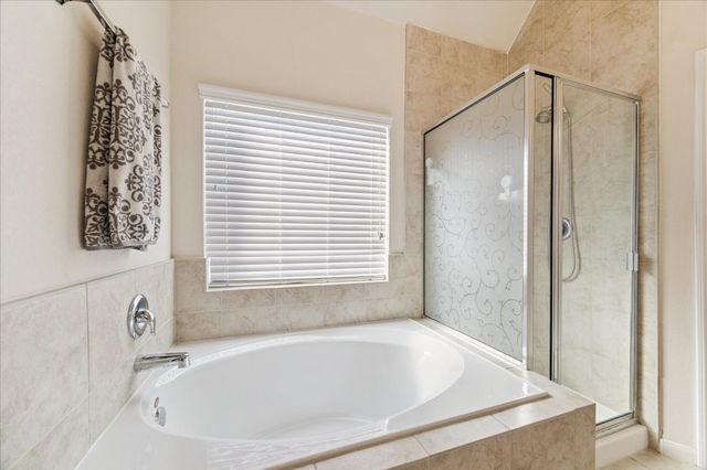 8302 Bay Oaks Drive, Baytown, TX 77523