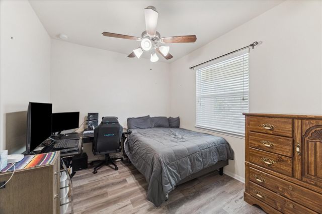 8302 Bay Oaks Drive, Baytown, TX 77523