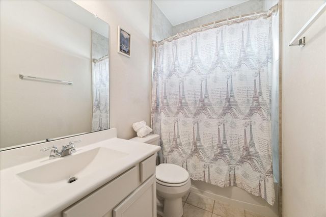 8302 Bay Oaks Drive, Baytown, TX 77523