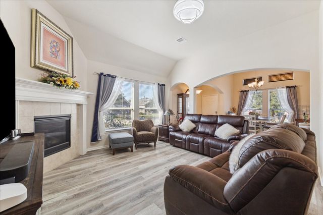 8302 Bay Oaks Drive, Baytown, TX 77523