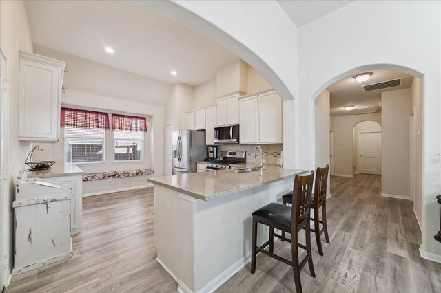 8302 Bay Oaks Drive, Baytown, TX 77523