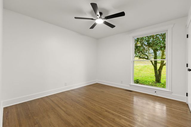 782 Rhonda Ln, Nashville, TN 37205