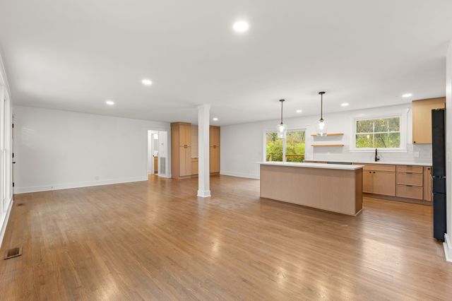 782 Rhonda Ln, Nashville, TN 37205