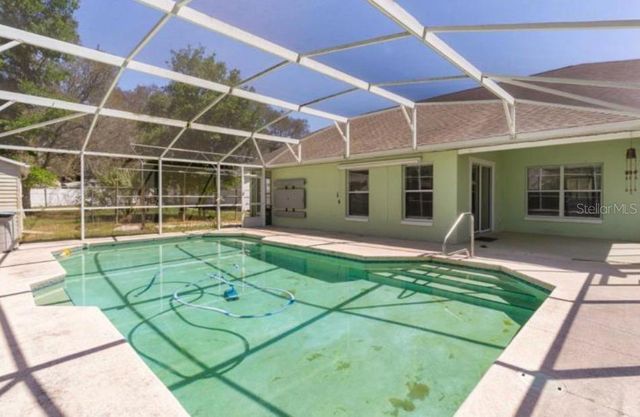 40045 PALM STREET, Lady Lake, FL 32159