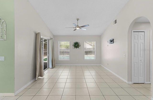 40045 PALM STREET, Lady Lake, FL 32159