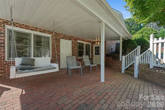 110 S Myrtle Avenue, China Grove, NC 28023