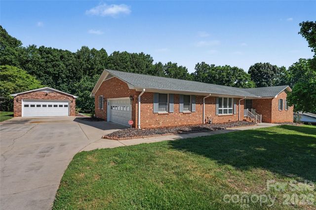 110 S Myrtle Avenue, China Grove, NC 28023