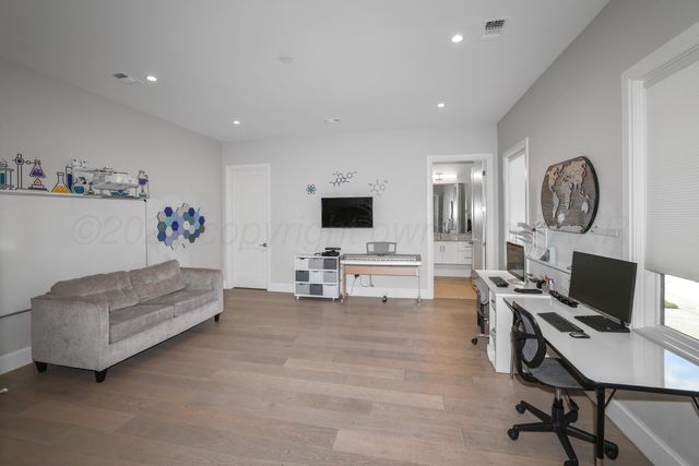 8201 VALCOUR Drive, Amarillo, TX 79119