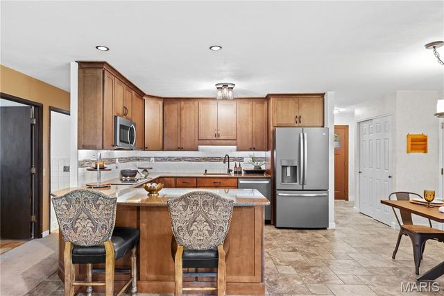 1235 Verlene Drive, Florissant, MO 63031