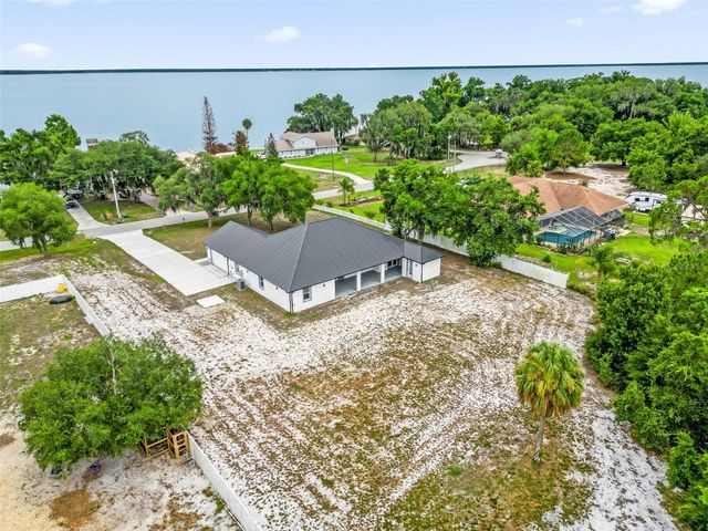 2510 LAKE FRONT DRIVE, Lake Wales, FL 33898