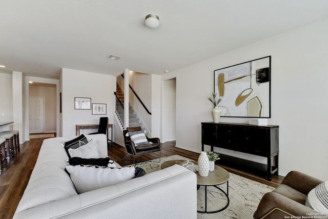 4715 Corona Australis, San Antonio, TX 78245