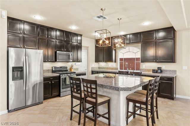 9696 Grayson Hills Street, Las Vegas, NV 89139