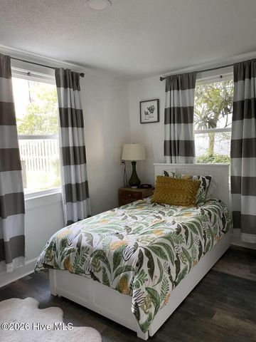 9 W Fayetteville Street W, Wrightsville Beach, NC 28480