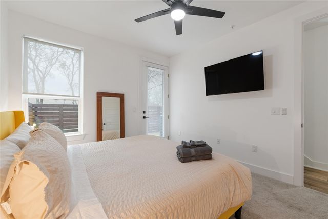 1417 Kramer LN 21, Austin, TX 78758