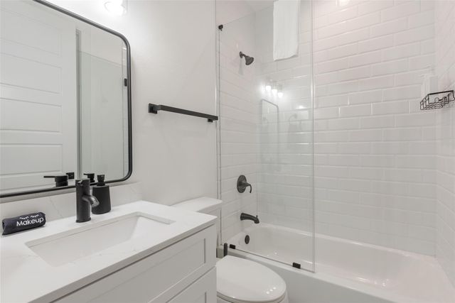 1417 Kramer LN 21, Austin, TX 78758