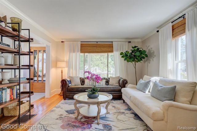 308 E Lawrence Avenue, Royal Oak, MI 48073