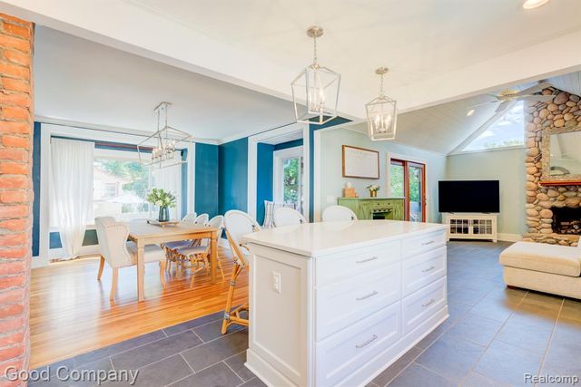 308 E Lawrence Avenue, Royal Oak, MI 48073
