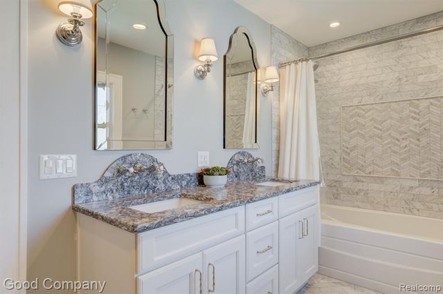 308 E Lawrence Avenue, Royal Oak, MI 48073