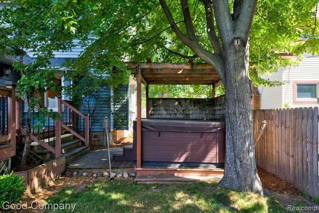 308 E Lawrence Avenue, Royal Oak, MI 48073