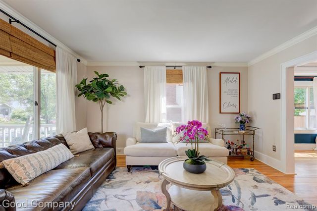 308 E Lawrence Avenue, Royal Oak, MI 48073