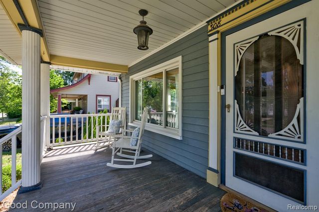 308 E Lawrence Avenue, Royal Oak, MI 48073