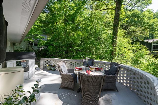 2489 Brookcliff Way NE, Atlanta, GA 30345