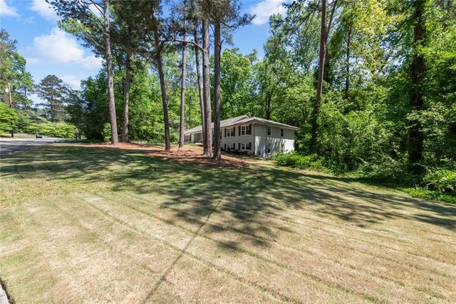 2489 Brookcliff Way NE, Atlanta, GA 30345