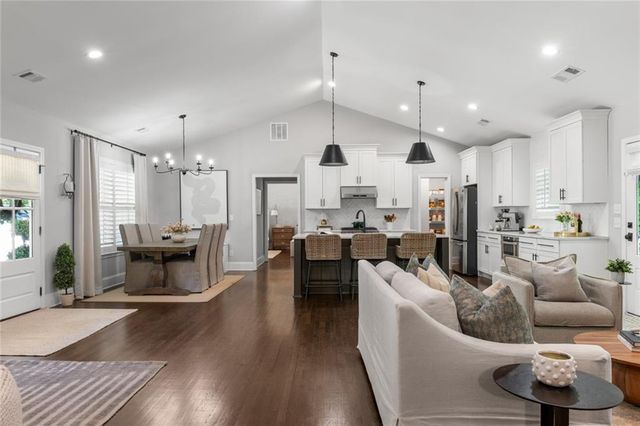2489 Brookcliff Way NE, Atlanta, GA 30345