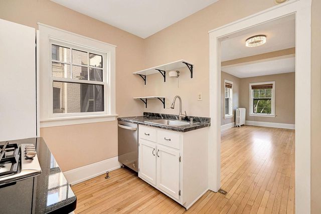 2537 N Downer AVENUE #16, Milwaukee, WI 53211