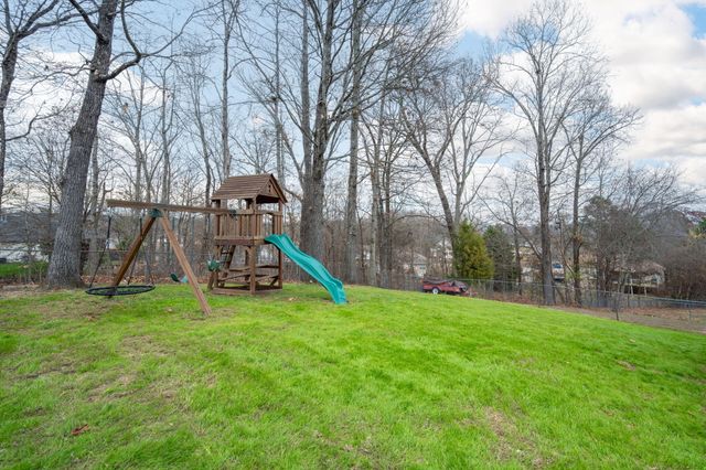 9910 Fielding Road, Ooltewah, TN 37363