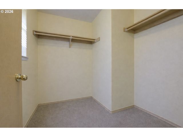 4920 Se 122ND Ave, Portland, OR 97236