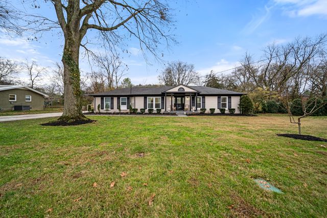 1013 Chapel Ct, Franklin, TN 37069