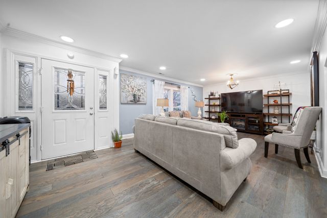 1013 Chapel Ct, Franklin, TN 37069