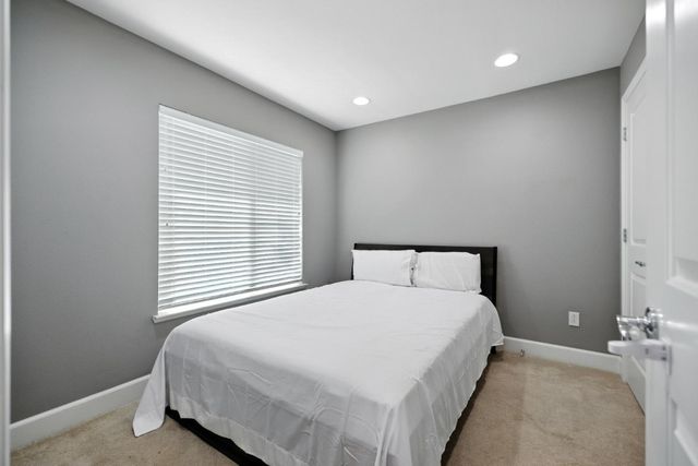 316 N Fair Oaks Avenue, Sunnyvale, CA 94085