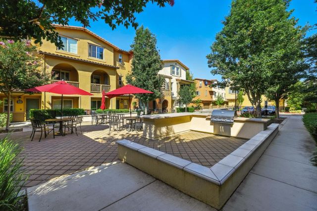 316 N Fair Oaks Avenue, Sunnyvale, CA 94085