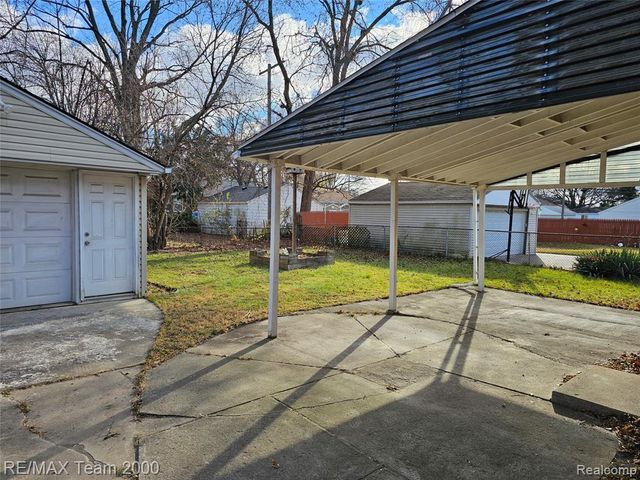 12022 Beech Daly Road, Redford, MI 48239