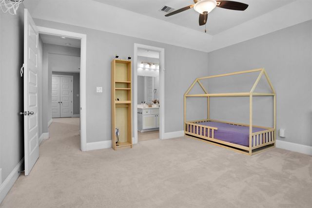 27016 Hidden Grove Landing Drive, Spring, TX 77386