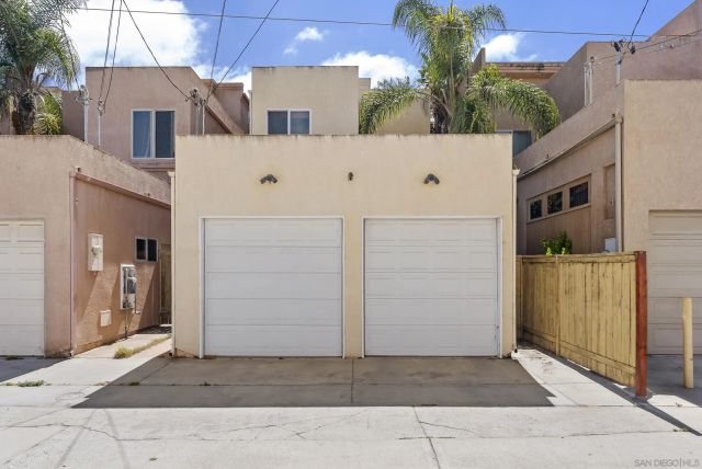 3953 Sequoia St, San Diego, CA 92109