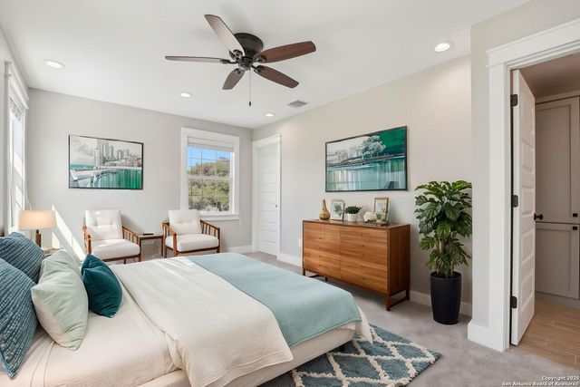 295 S East Ave, New Braunfels, TX 78130