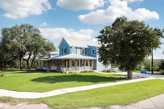 295 S East Ave, New Braunfels, TX 78130