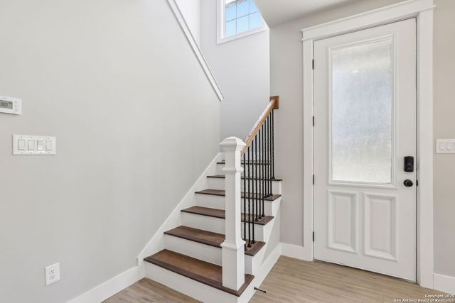 295 S East Ave, New Braunfels, TX 78130