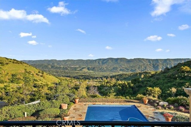 2835 Hermitage Road, Ojai, CA 93023