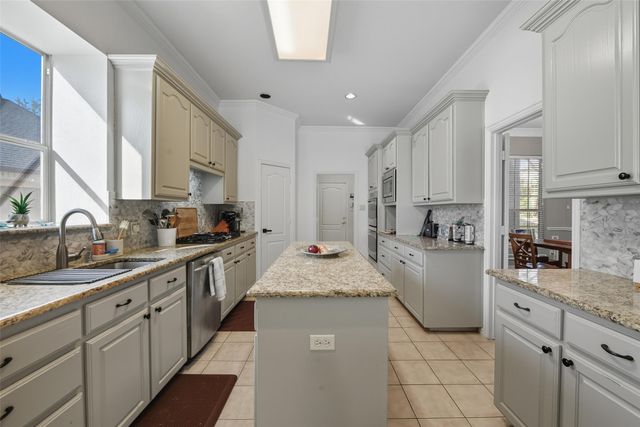 3116 Creek Haven Drive, Highland Village, TX 75077