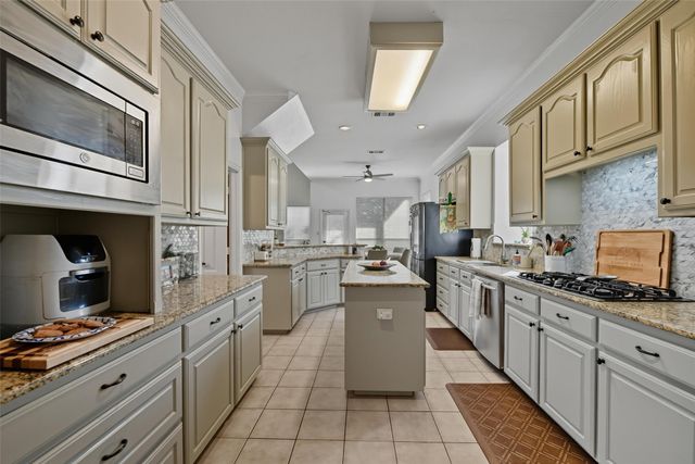 3116 Creek Haven Drive, Highland Village, TX 75077